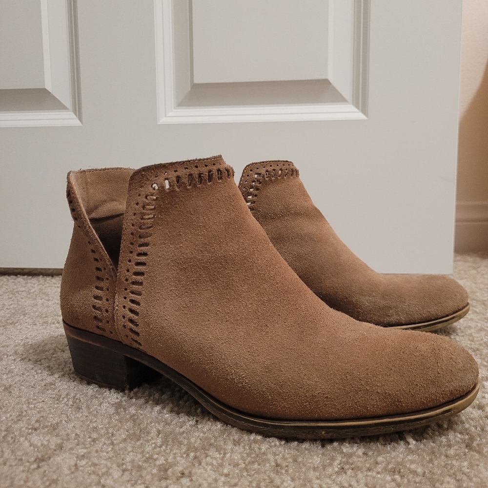 LUCKY BRAND Ankle Bootie